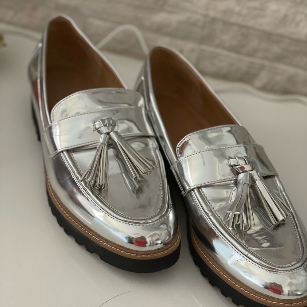 Franco Sarto 10M Metallic Silver Tassel Loafer